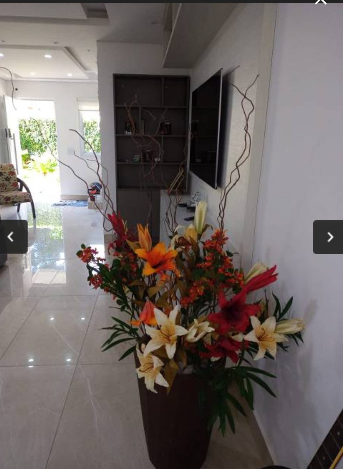 ALUGA-SE LINDA CASA COM 2 SUITES TODO PLANEJADO E COM ELETRO DOMESTICO