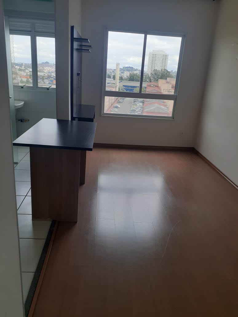 ALUGA-SE LINDO APT 2 DORMITÓRIOS COM PLANEJADOS NA COZINHA 