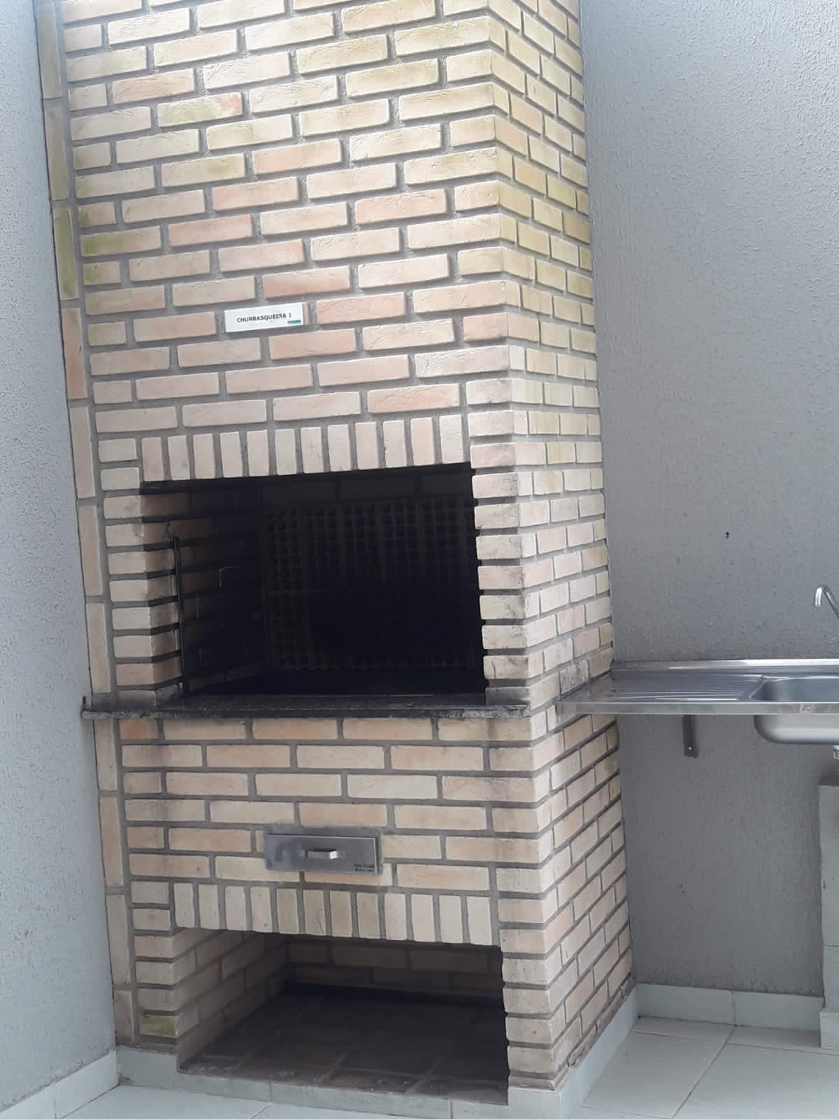 ALUGA-SE LINDO APT 2 DORMITÓRIOS NO JD SÃO PEDRO - 
