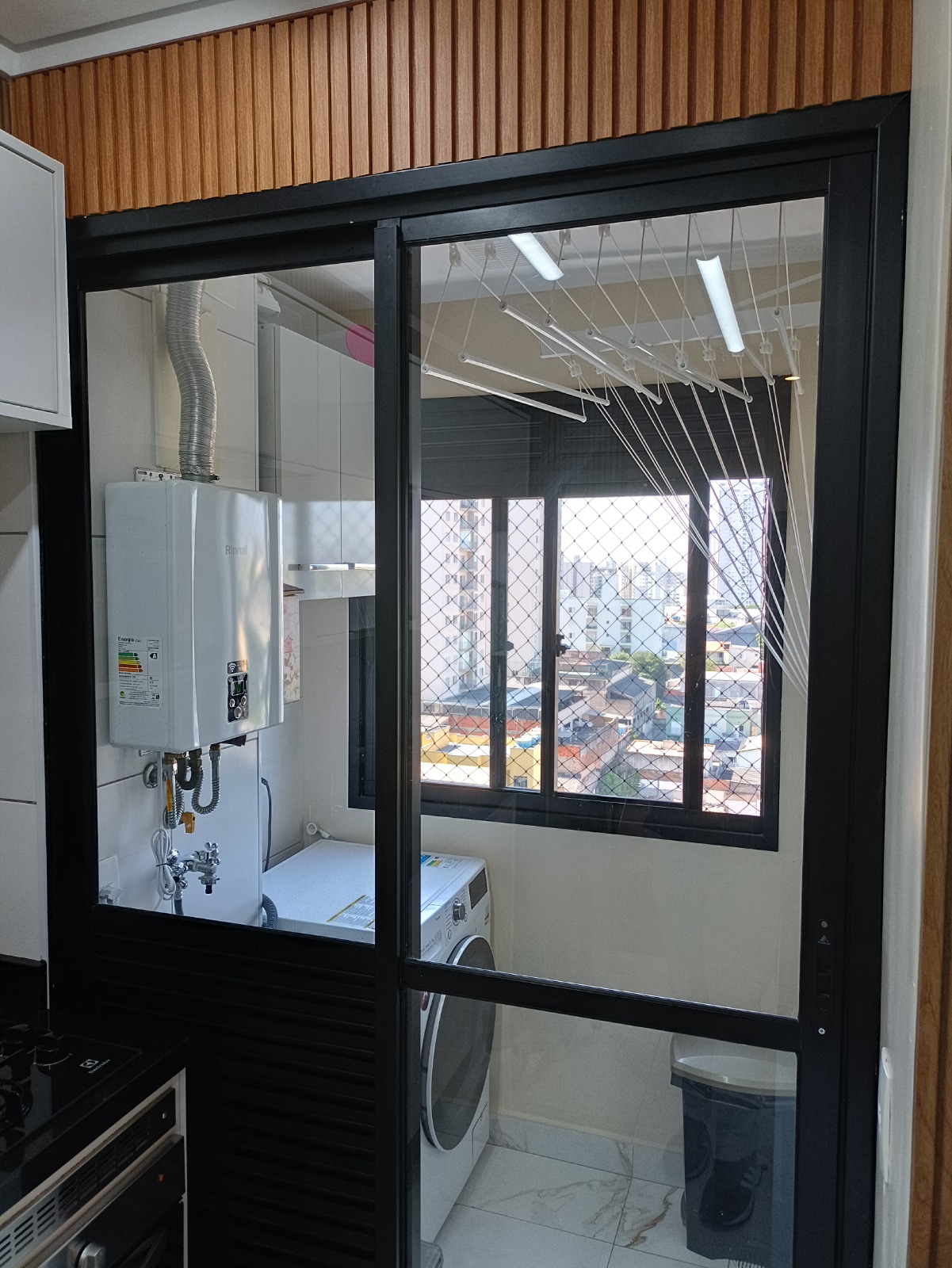 VENDE-SE LINDO APT 2 DORMITÓRIOS SENTO 1 SUÍTE CENTRO DE OSASCO -