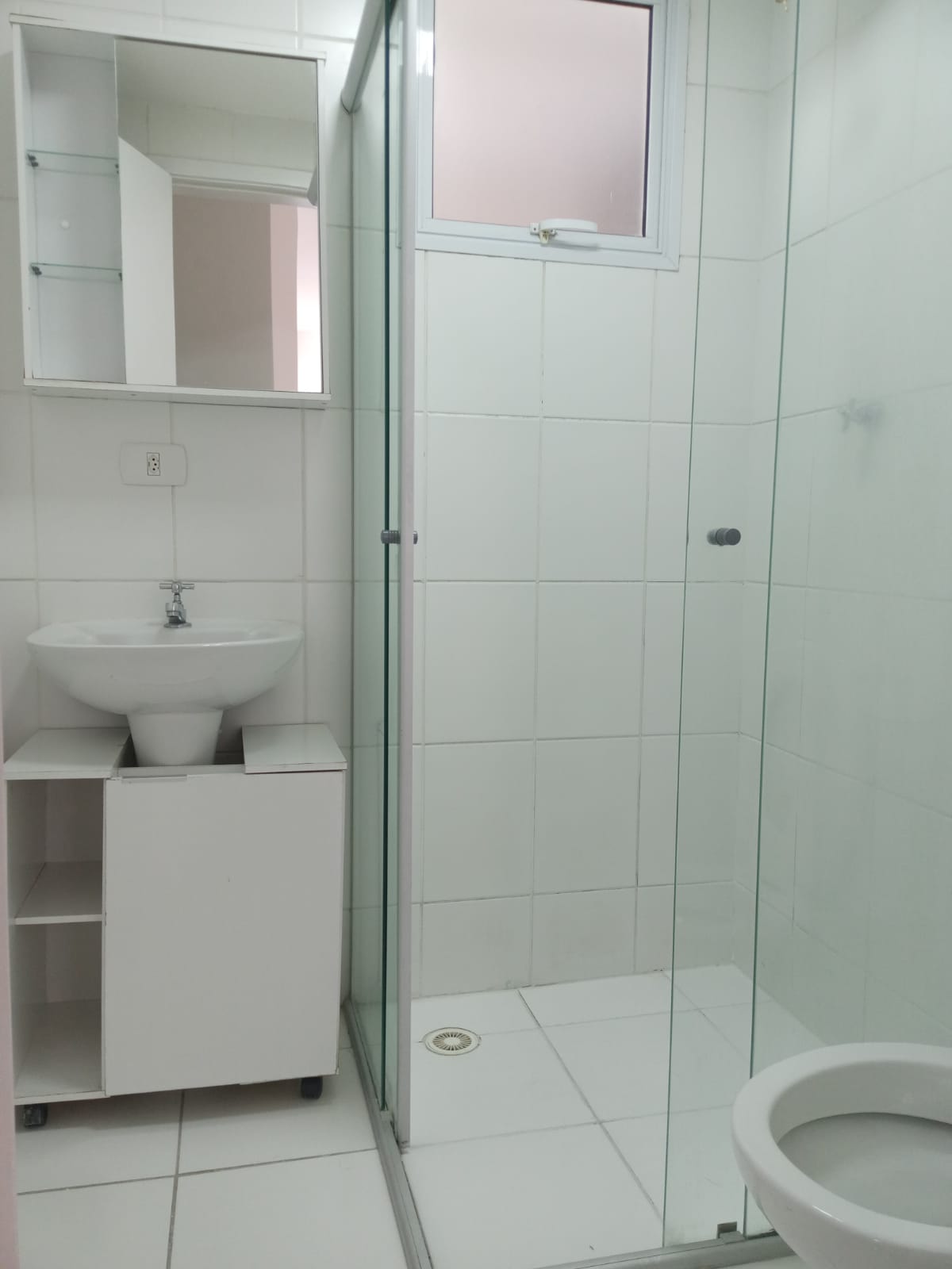 ALUGA-SE EXCELENTE APT 2 DORMITÓRIOS NO JD SÃO PEDRO OSASCO- SP 