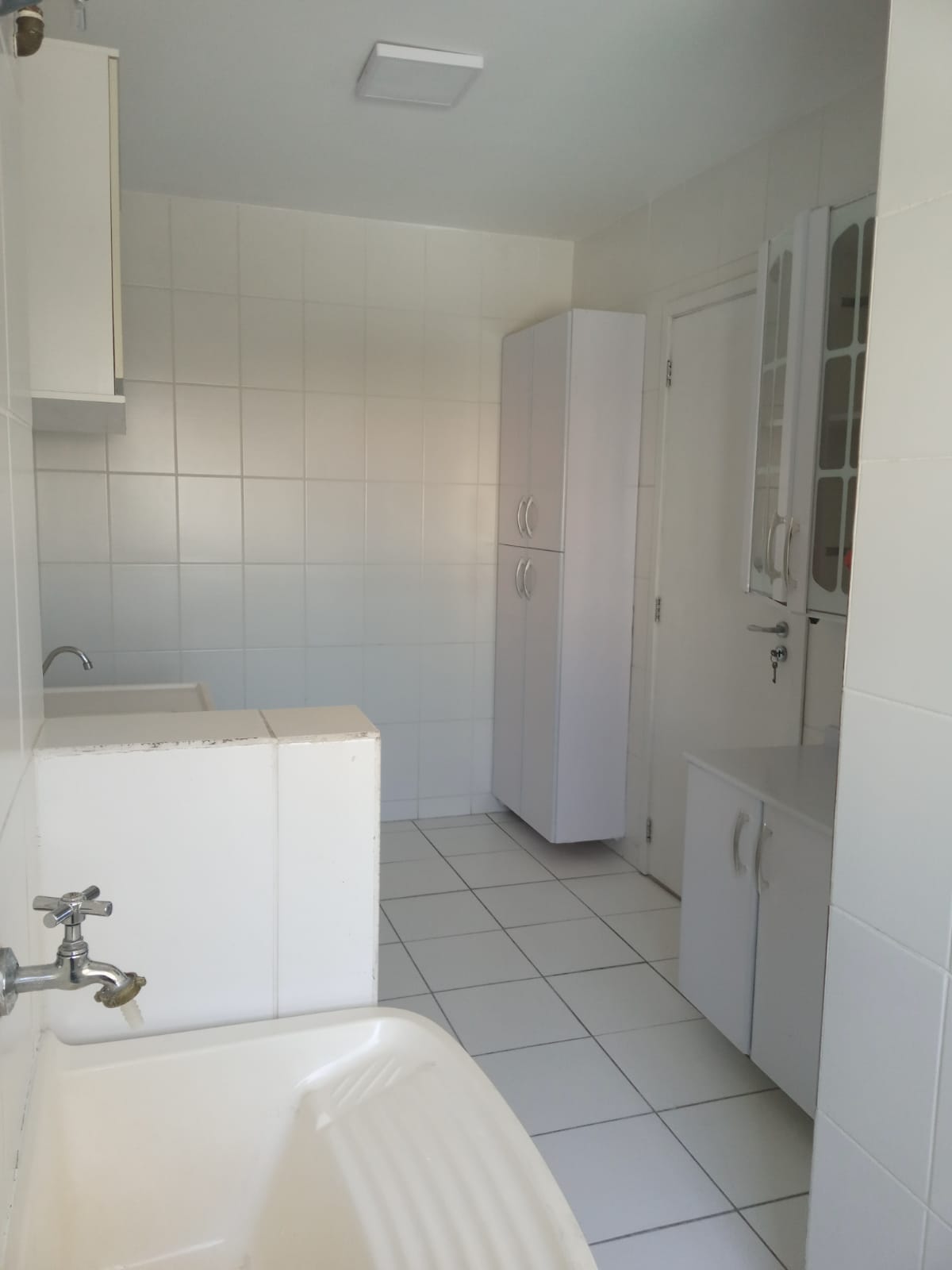 ALUGA-SE EXCELENTE APT 2 DORMITÓRIOS NO JD SÃO PEDRO OSASCO- SP 