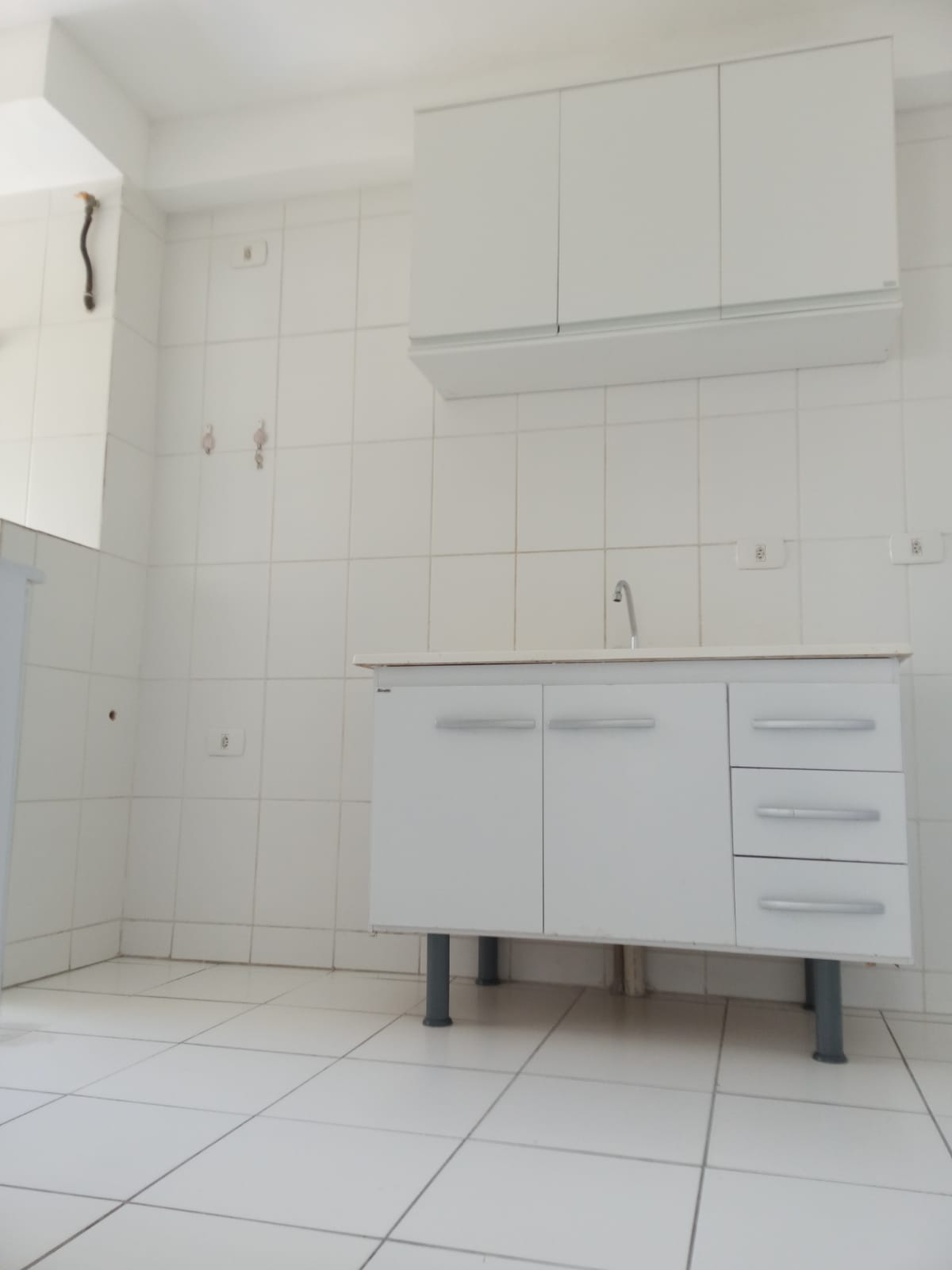 ALUGA-SE EXCELENTE APT 2 DORMITÓRIOS NO JD SÃO PEDRO OSASCO- SP 