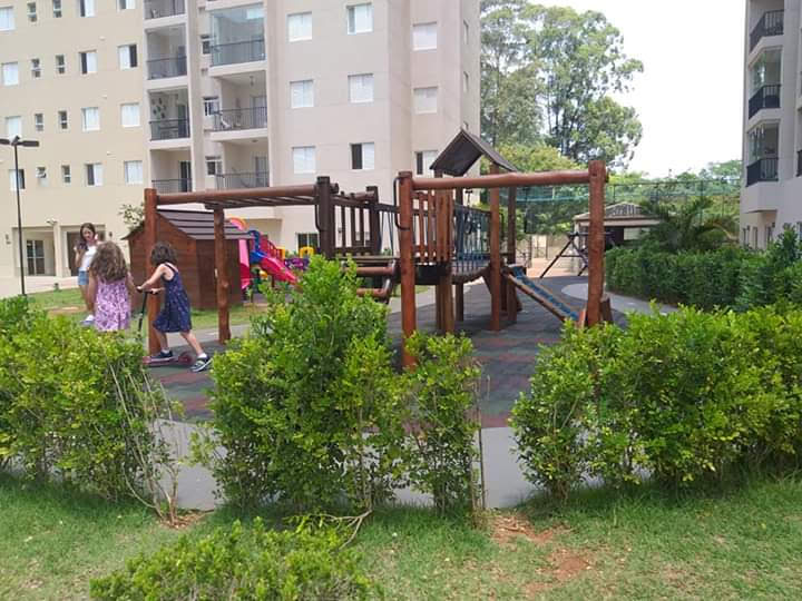 ALUGA-SE LINDOCOM ESTILO MODERNO