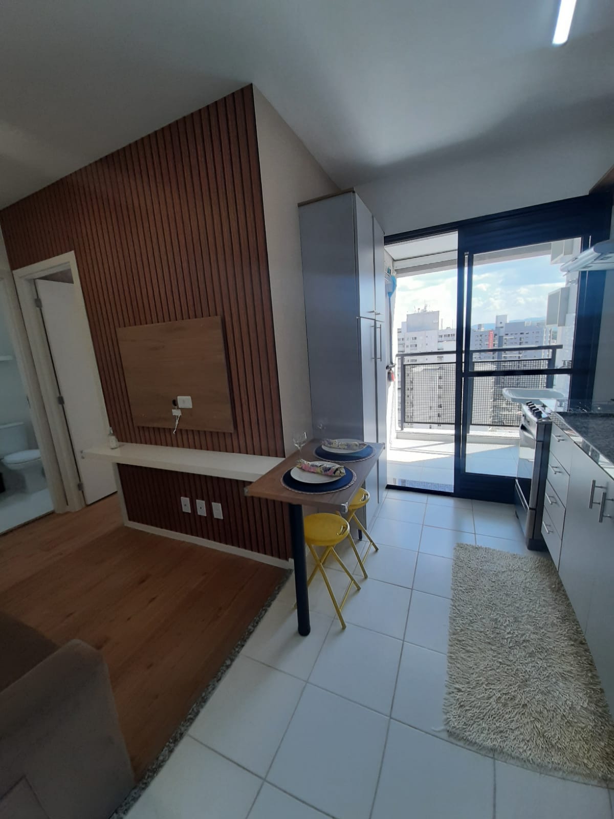 ALUGA-SE LINDO APT STUDIO NOVO COM 1 DORMOTORIO PROXIMO AO KM 18 