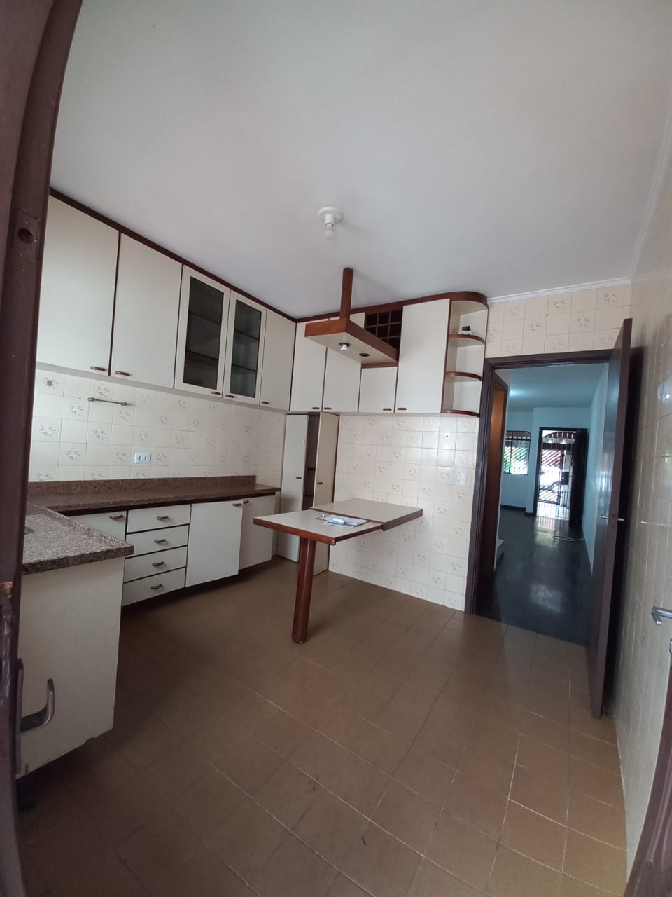 ALUGA-SE LINDA CASA  EM OTIMA LOCALIZAÇÃO EM  SÃO PAULO