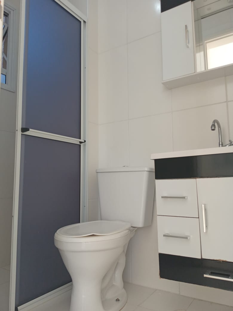 ALUGA-SE EXCELENTE APT 2 DORMITÓRIOS COM SALA AMPLA COM SACADA  NO JD NOVO OSASCO.