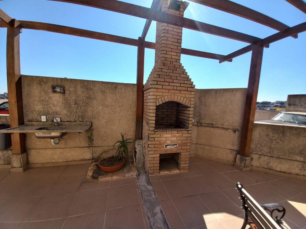 ALUGA-SE EXCELENTE APT 2 DORMITÓRIOS COM SALA AMPLA COM SACADA  NO JD NOVO OSASCO.