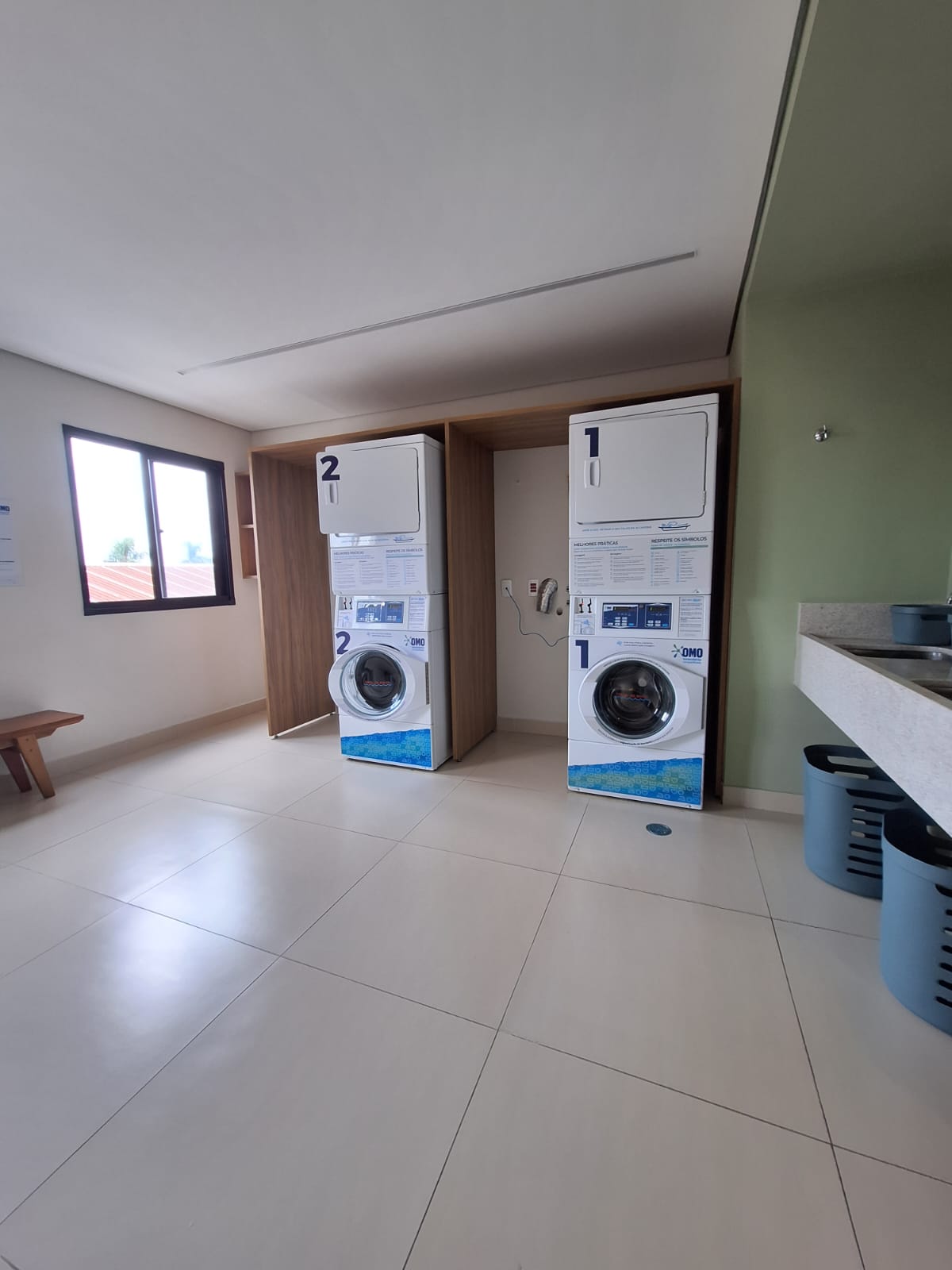 ALUGA-SE LINDO ESTUDIO TODO MOBILHADO A 500M DA ESTAÇÃO DE OSASCO. 