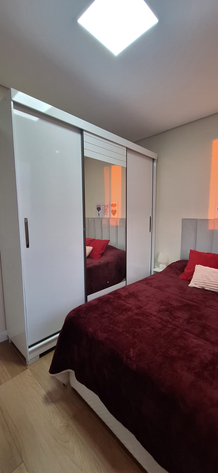 ALUGA-SE LINDO APARTAMENTO 2 DORMITORIOS NA CITY BUSSOCABA COM PLANEJADOS NA COZINHA.