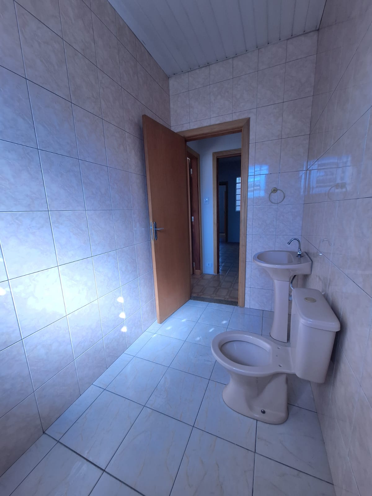 ÓTIMA OPORTUNIDADE PRA QUEM BUSCA IMÓVEL P LOCAÇÃO PRÓXIMO A ESTAÇÃO DE TREM.