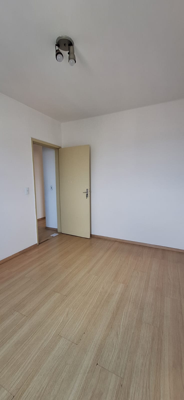 ALUGA-SE EXCELENTE APT COM 2  DORMITÓRIO  NA AVENIDA FLORA - JD JAGUARIBE - OSASCO 