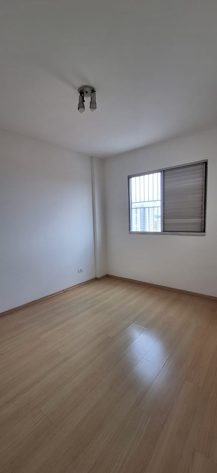 ALUGA-SE EXCELENTE APT COM 2  DORMITÓRIO  NA AVENIDA FLORA - JD JAGUARIBE - OSASCO 