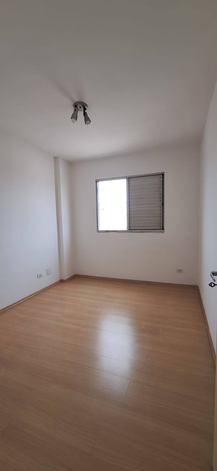 ALUGA-SE EXCELENTE APT COM 2  DORMITÓRIO  NA AVENIDA FLORA - JD JAGUARIBE - OSASCO 