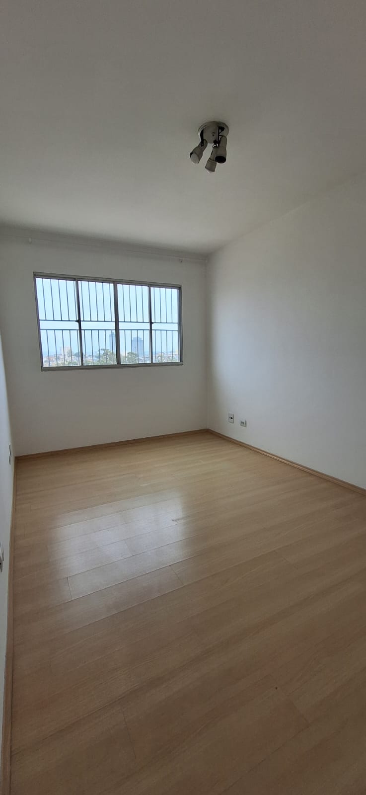 ALUGA-SE EXCELENTE APT COM 2  DORMITÓRIO  NA AVENIDA FLORA - JD JAGUARIBE - OSASCO 