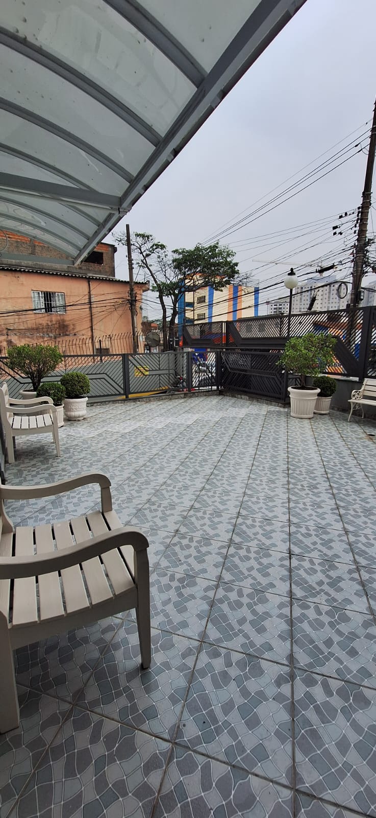 ALUGA-SE EXCELENTE APT COM 2  DORMITÓRIO  NA AVENIDA FLORA - JD JAGUARIBE - OSASCO 