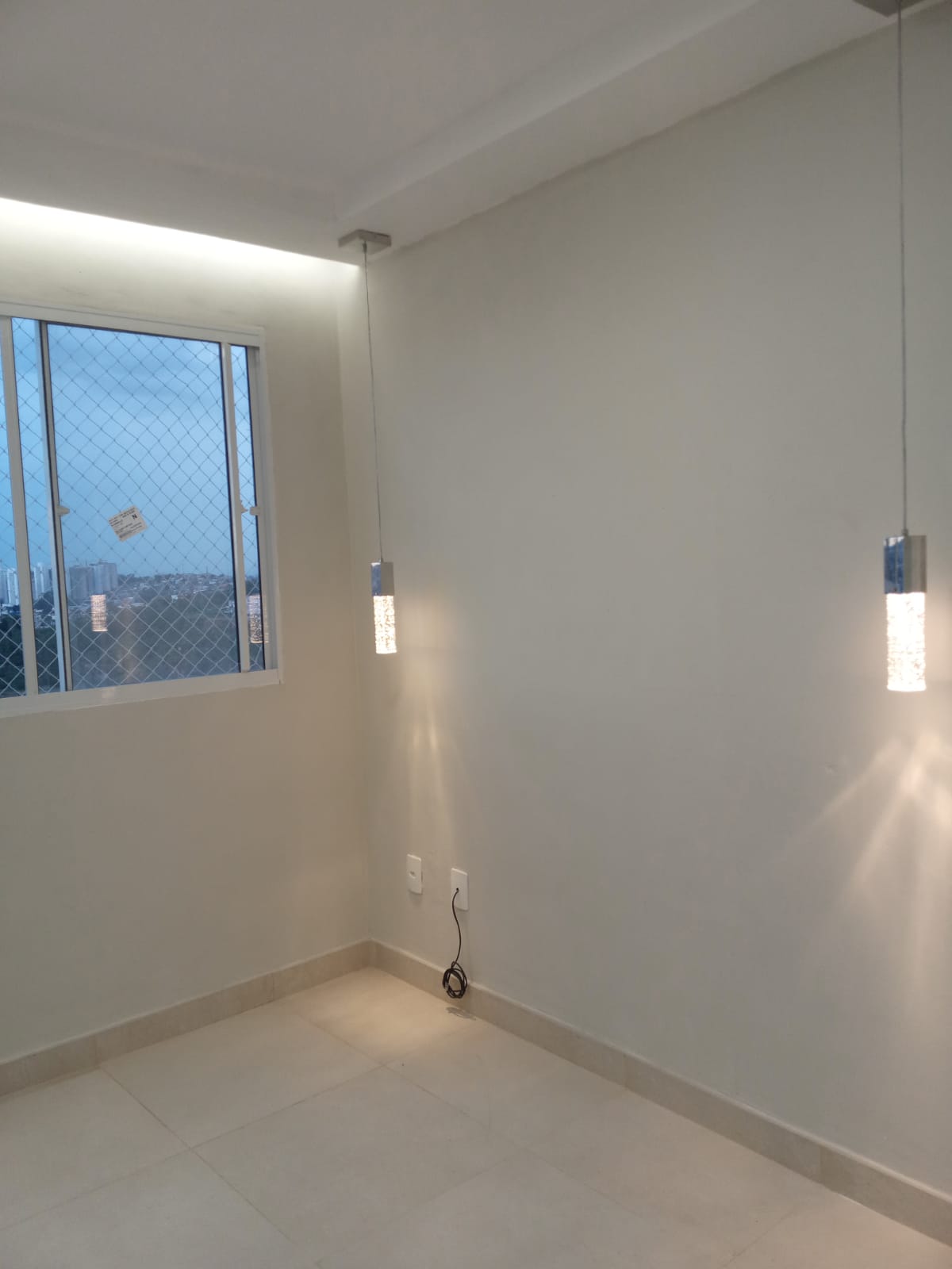 VENDE-SE LINDO APT COM ENTRADA DE 100 MIL REAIS E ACETAMOS FAZER CONTRATO DE GAVETA ( NÃO  PRECISA FAZER FINANCIAMENTO). 