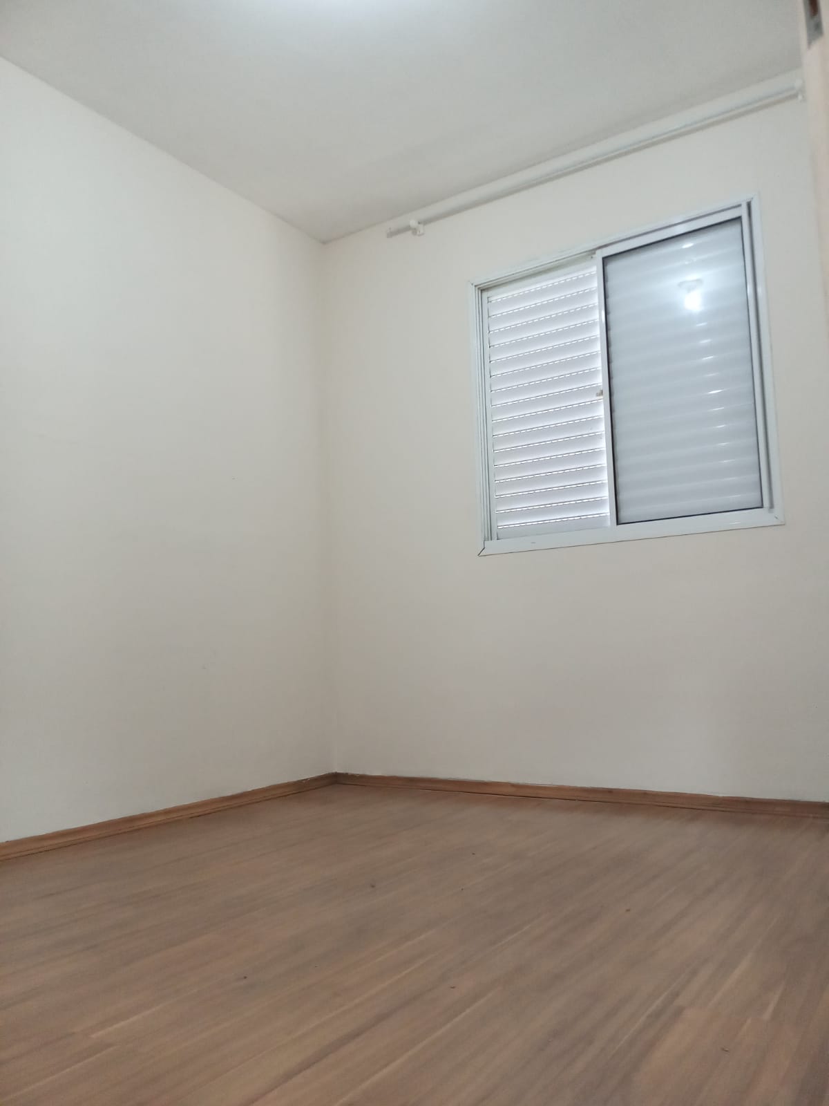 VENDE-SE EXCELENTE APT 2 DORMITÓRIOS NO JD SÃO PEDRO- OSASCO.