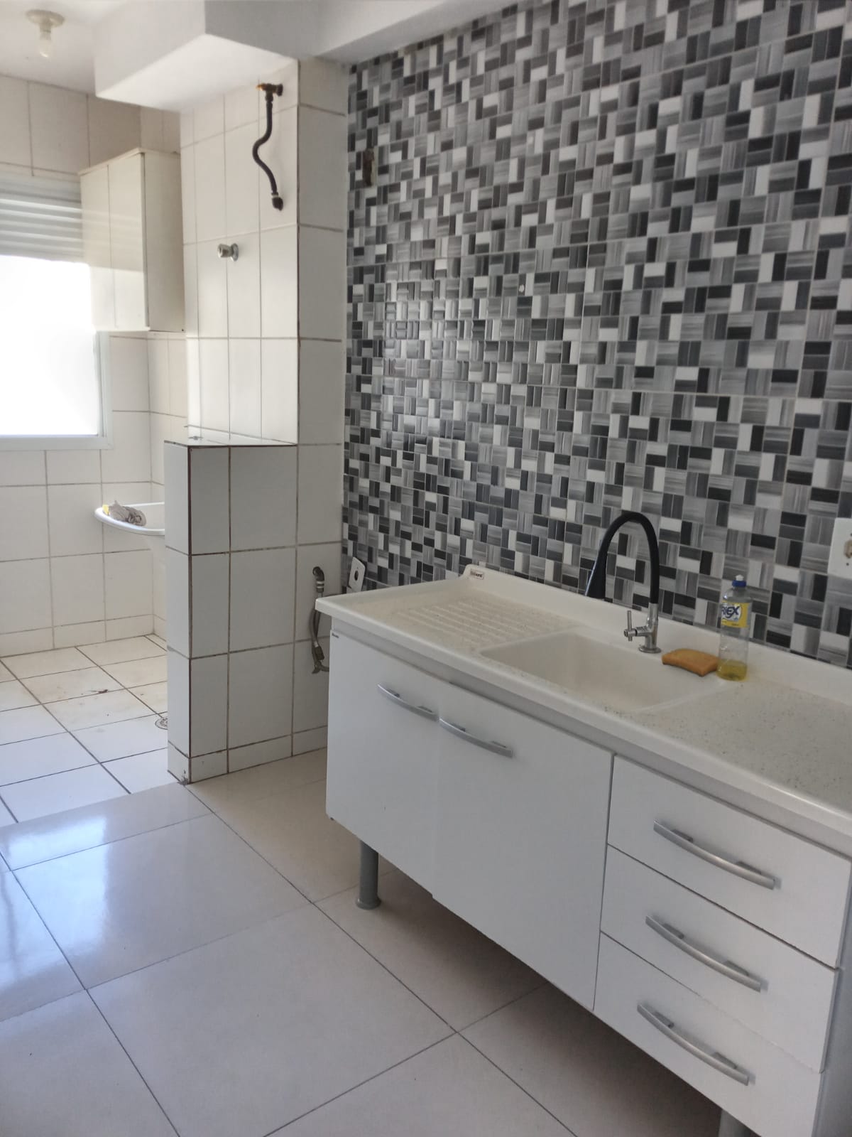 VENDE-SE EXCELENTE APT 2 DORMITÓRIOS NO JD SÃO PEDRO- OSASCO.
