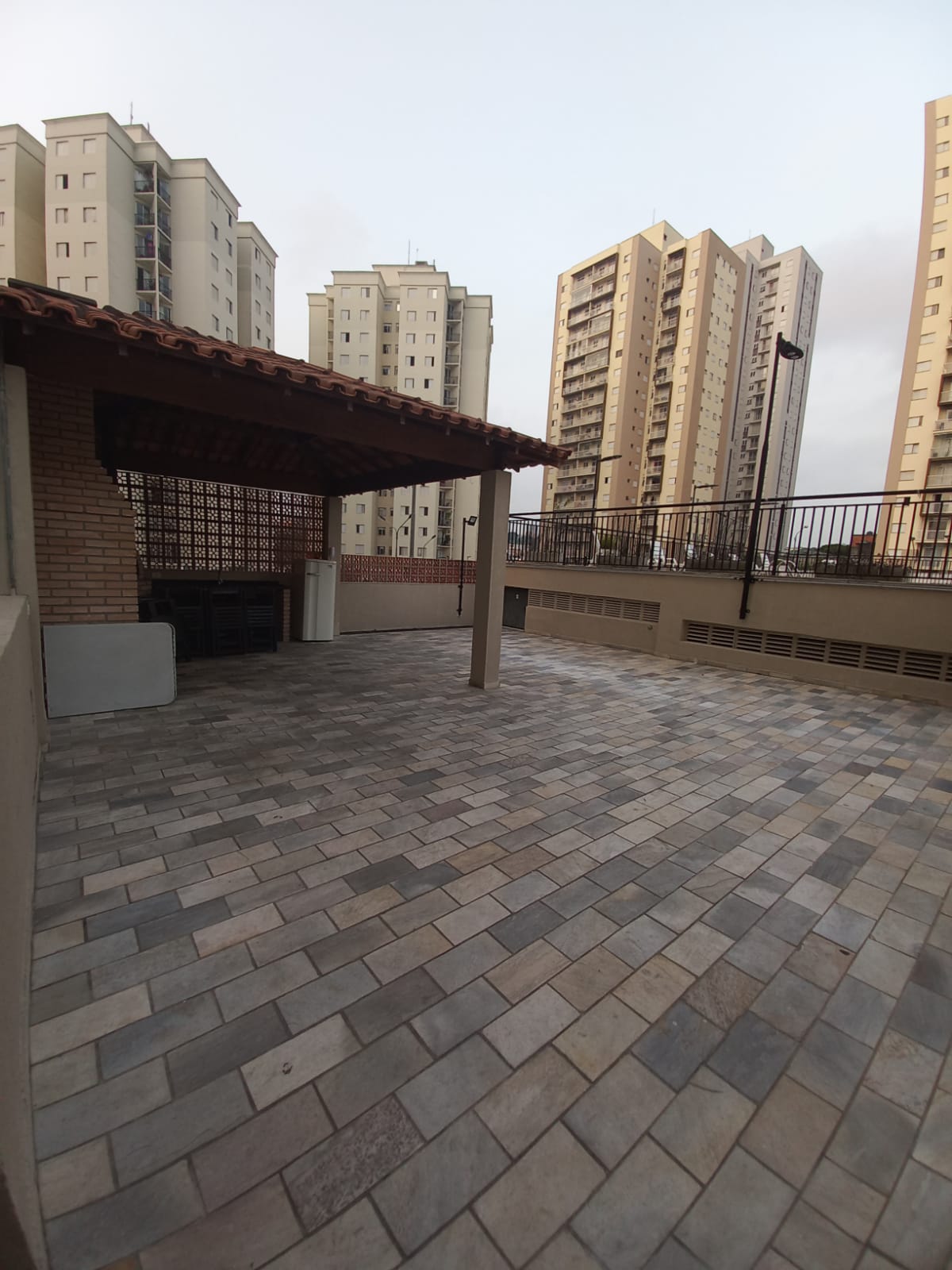 VENDE-SE EXCELENTE APT 2 DORMITÓRIOS NO JD SÃO PEDRO- OSASCO.