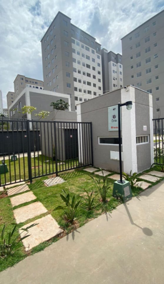 VENDE-SE APT  2 DORMITÓRIOS COM ENTRADA DE 55 MIL REAIS E ACETAMOS FAZER CONTRATO DE GAVETA ( NÃO  PRECISA FAZER FINANCIAMENTO).   