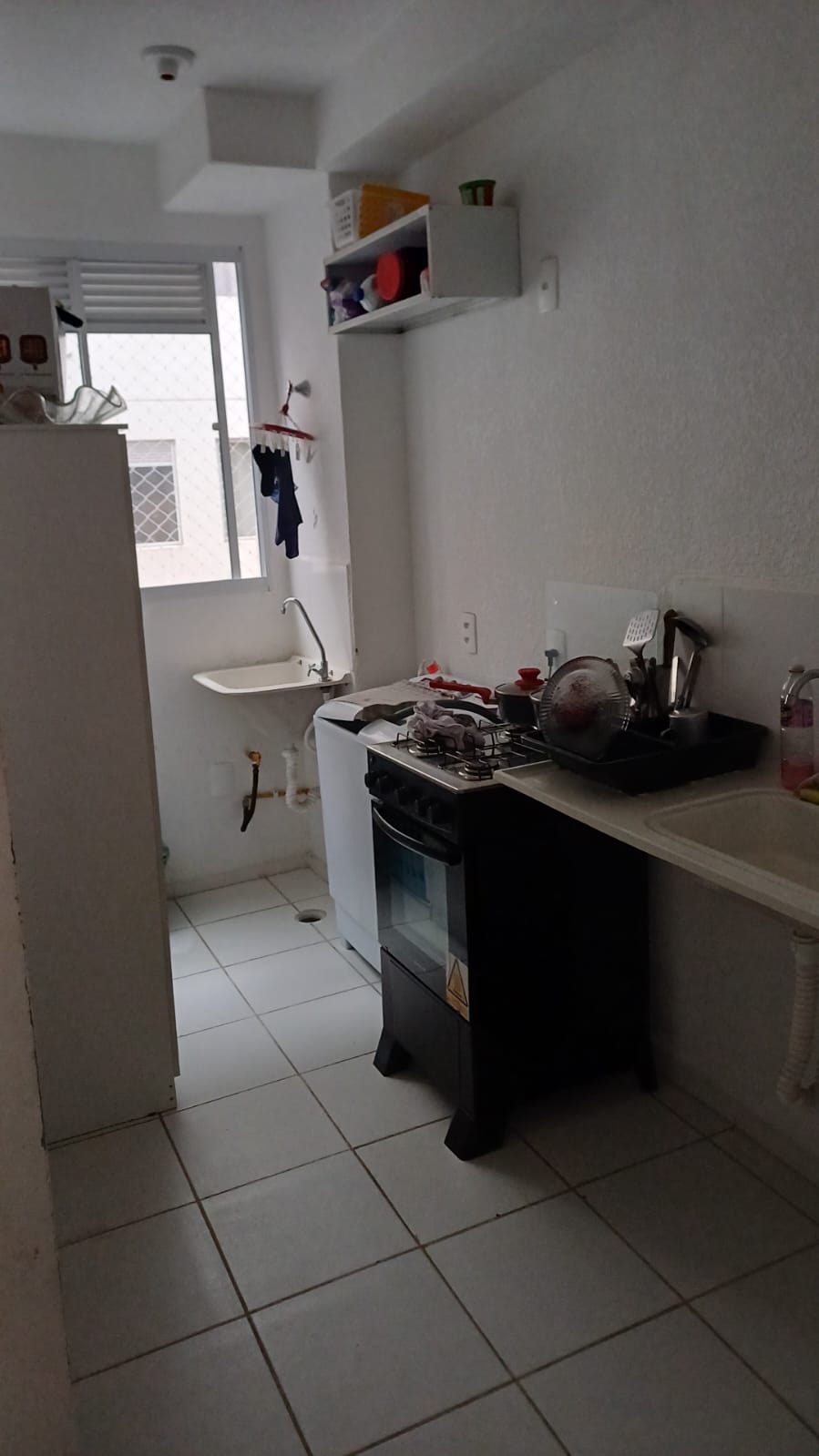 VENDE-SE APT  2 DORMITÓRIOS COM ENTRADA DE 55 MIL REAIS E ACETAMOS FAZER CONTRATO DE GAVETA ( NÃO  PRECISA FAZER FINANCIAMENTO).   