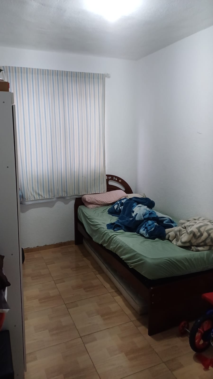 VENDE-SE APT  2 DORMITÓRIOS COM ENTRADA DE 55 MIL REAIS E ACETAMOS FAZER CONTRATO DE GAVETA ( NÃO  PRECISA FAZER FINANCIAMENTO).   