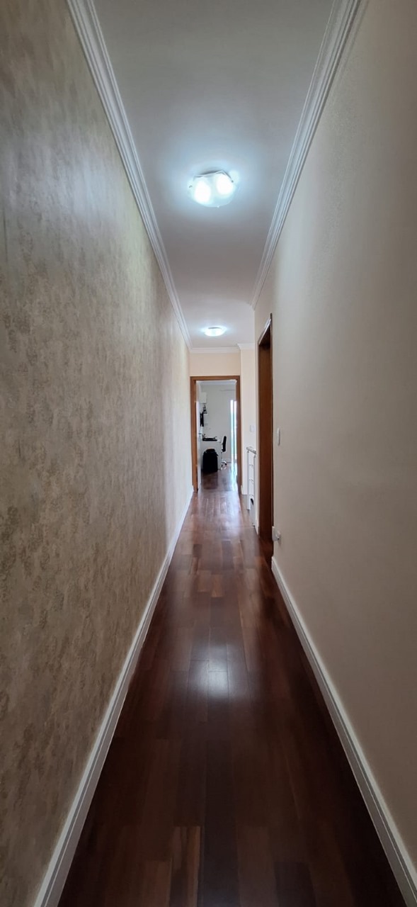 VENDE-SE CASA COM 3 SUITES!  Jardim Bela Vista, ao lado da Av. Santo Antônio