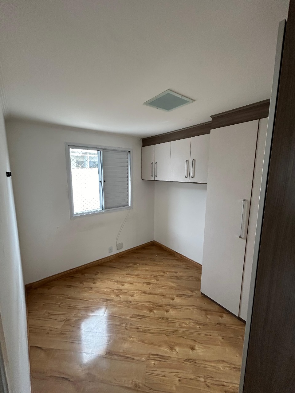 ALUGUE AGORA!  Excelente Apartamento 2 Dormitórios Todo Planejado!  Localizado na Av. Novo Osasco, SP, com localização privilegiada