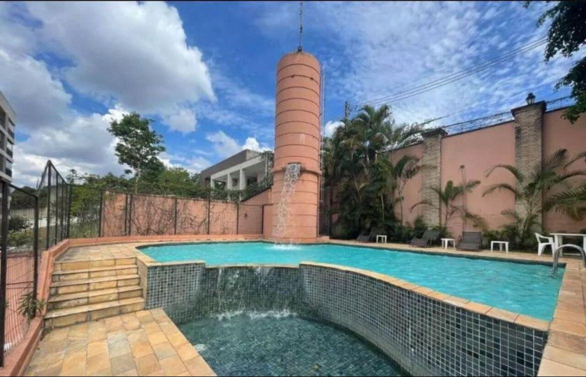 ???? *Casa Completa para Aluguel - Pacote R$ 5.000,00* ????  ???? *Casa Espetacular em Condomínio Privativo* ????  ???? *Localização Privilegiada:* Estrada da Aldeia, 752 - Próximo ao The Square e Raposo Tavares