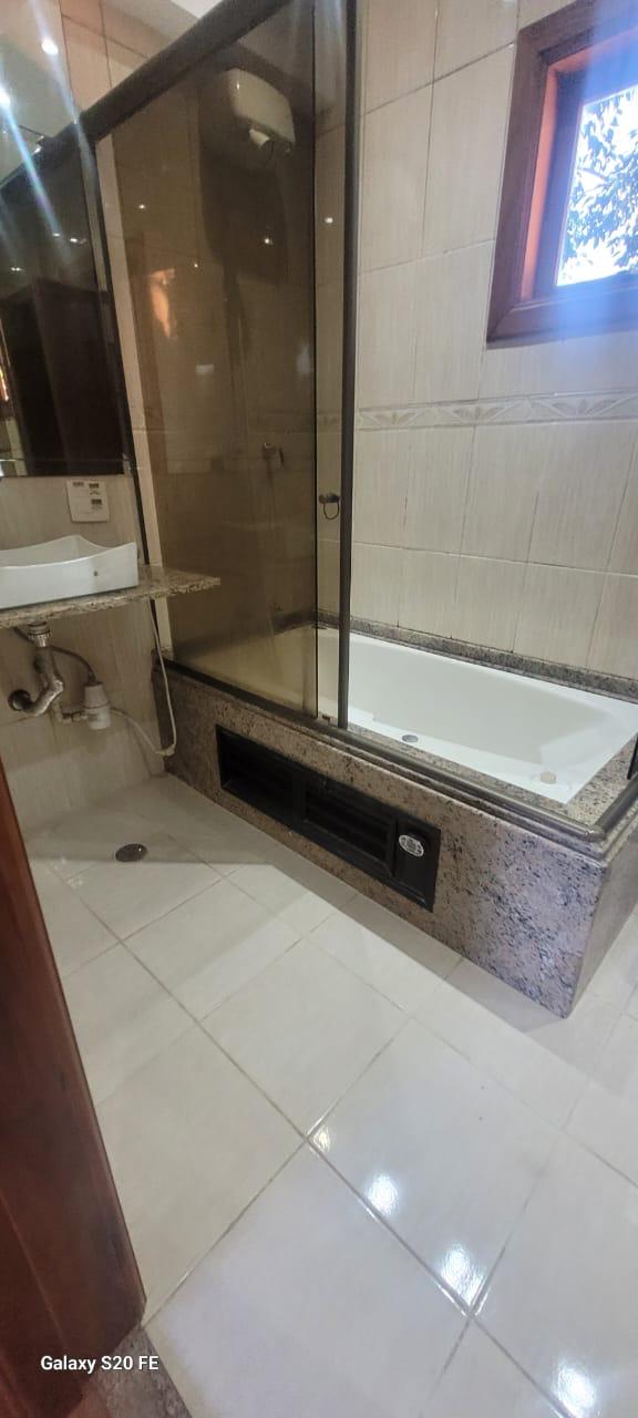 ???? *Casa Completa para Aluguel - Pacote R$ 5.000,00* ????  ???? *Casa Espetacular em Condomínio Privativo* ????  ???? *Localização Privilegiada:* Estrada da Aldeia, 752 - Próximo ao The Square e Raposo Tavares
