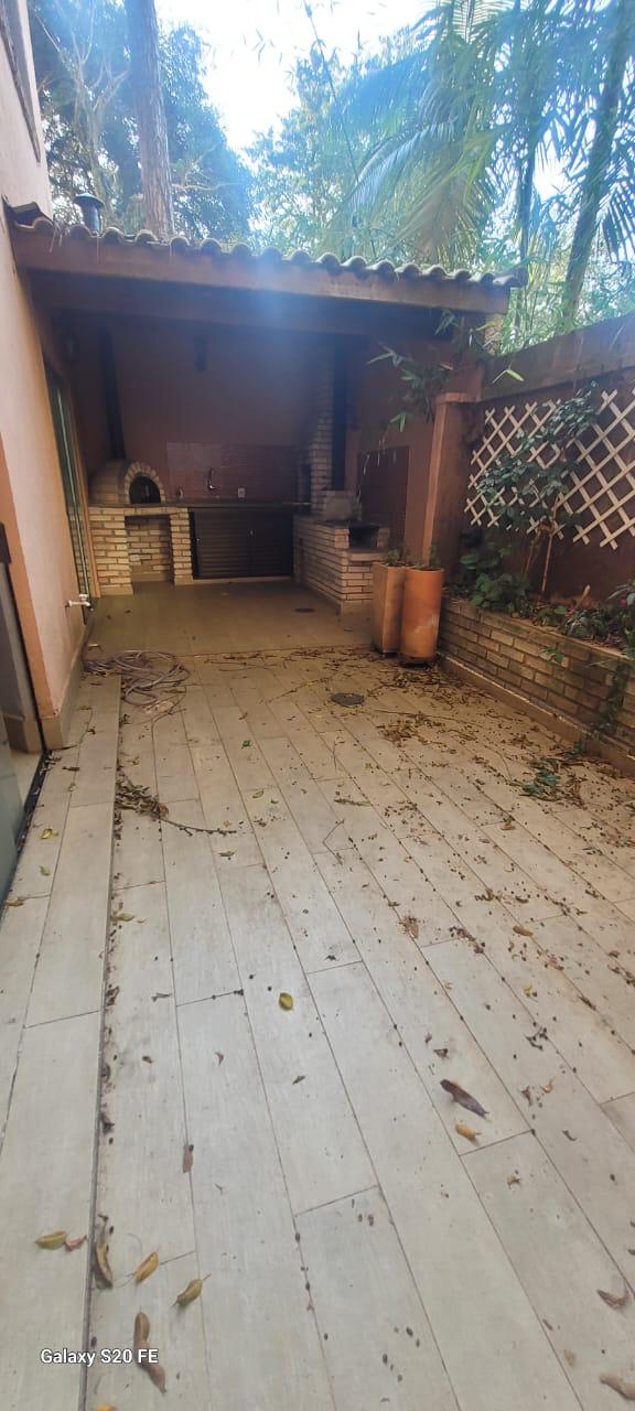???? *Casa Completa para Aluguel - Pacote R$ 5.000,00* ????  ???? *Casa Espetacular em Condomínio Privativo* ????  ???? *Localização Privilegiada:* Estrada da Aldeia, 752 - Próximo ao The Square e Raposo Tavares