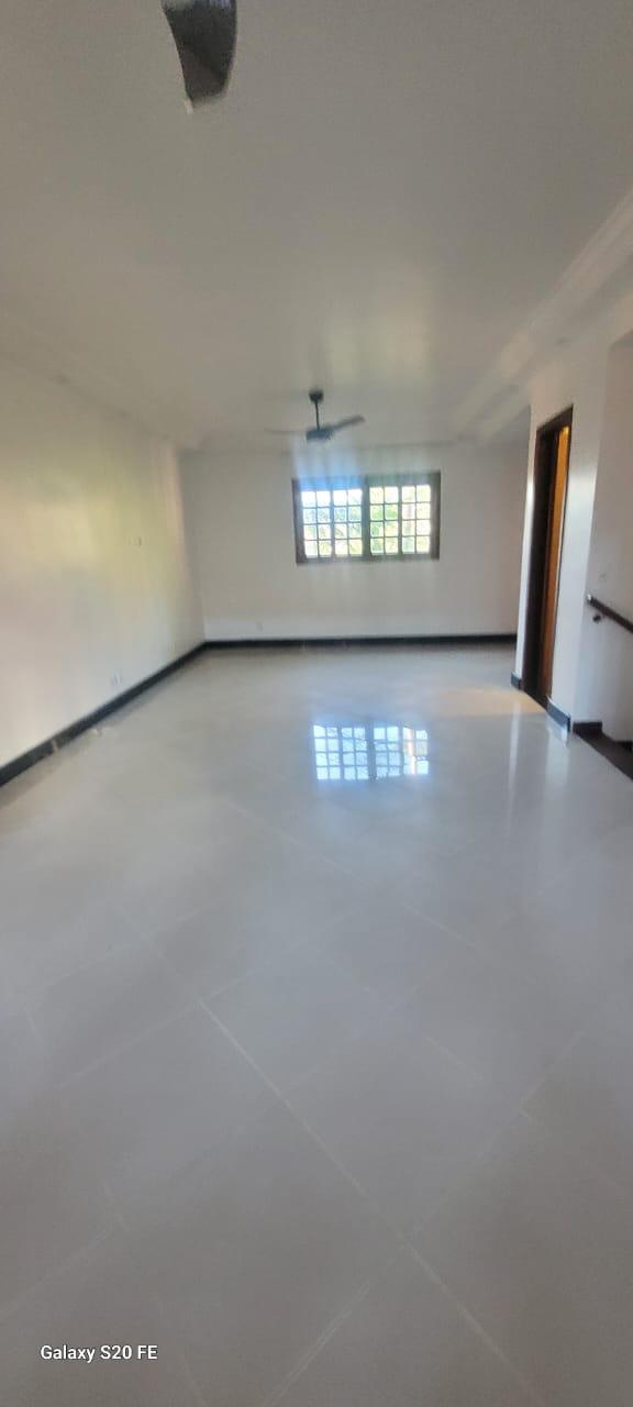 ???? *Casa Completa para Aluguel - Pacote R$ 5.000,00* ????  ???? *Casa Espetacular em Condomínio Privativo* ????  ???? *Localização Privilegiada:* Estrada da Aldeia, 752 - Próximo ao The Square e Raposo Tavares