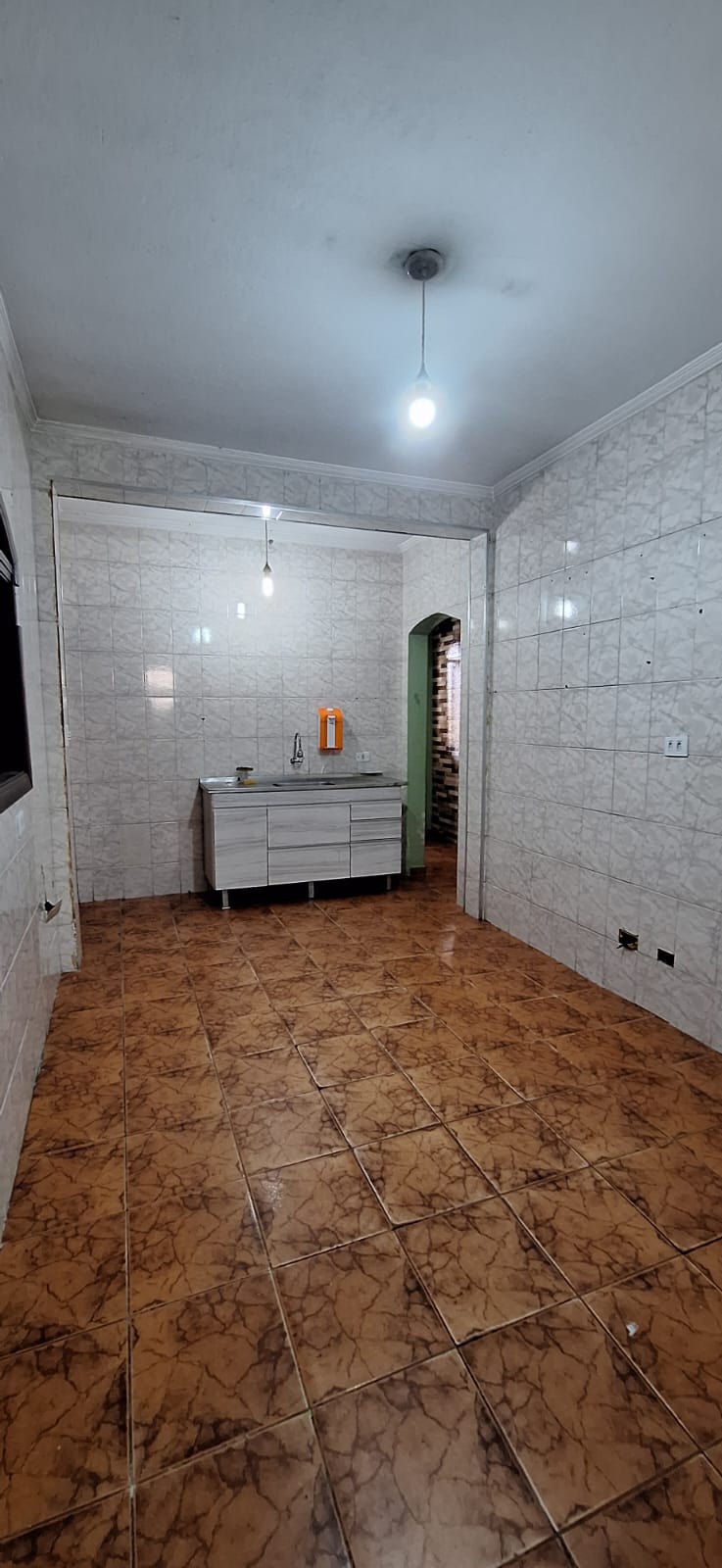 VENDA EXCLUSIVA!  Casa de 3 Dormitórios (sendo 1 Suíte com Banheira) em Osasco-SP!