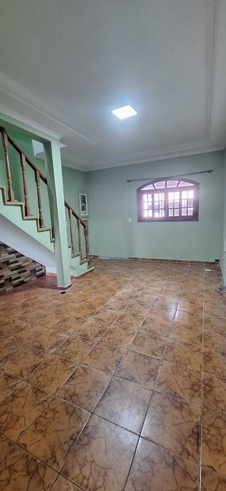 VENDA EXCLUSIVA!  Casa de 3 Dormitórios (sendo 1 Suíte com Banheira) em Osasco-SP!
