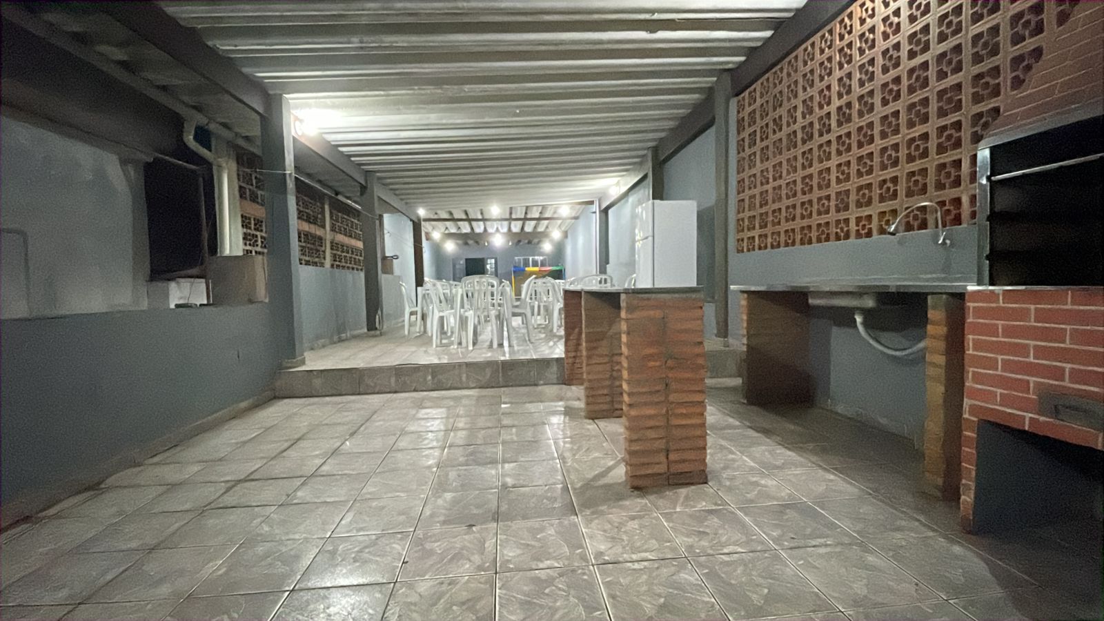 ALUGA-SE EXCELENTE ESPAÇO PARA FESTAS ???? NO JD ARPOADOR NA RUA Rubens Reis Rezende - SP 