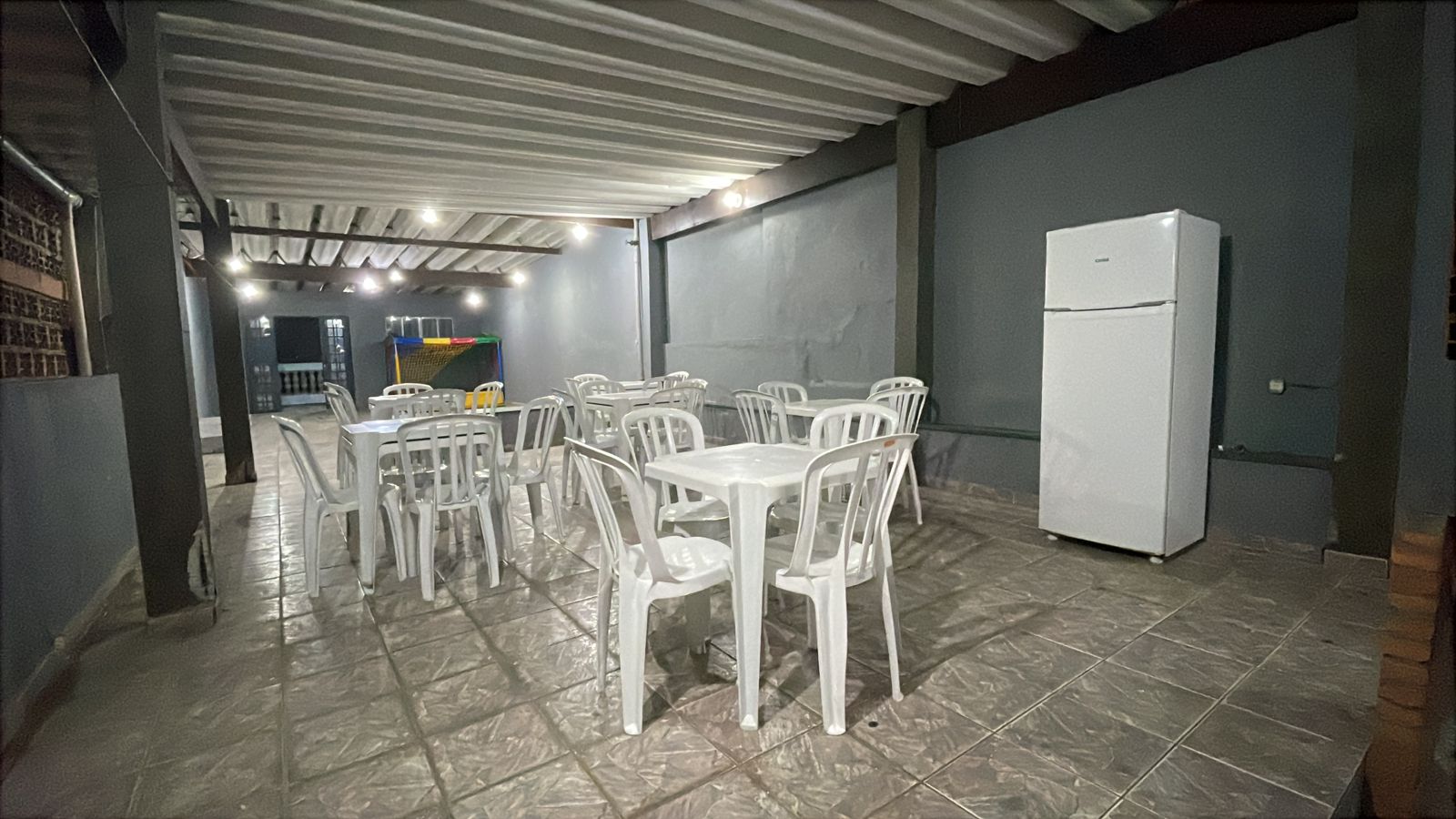 ALUGA-SE EXCELENTE ESPAÇO PARA FESTAS ???? NO JD ARPOADOR NA RUA Rubens Reis Rezende - SP 