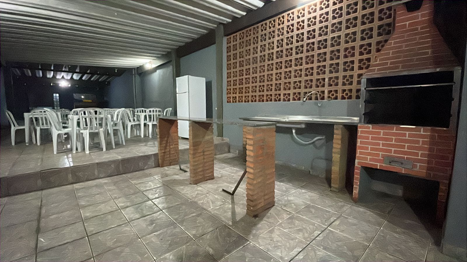 ALUGA-SE EXCELENTE ESPAÇO PARA FESTAS ???? NO JD ARPOADOR NA RUA Rubens Reis Rezende - SP 