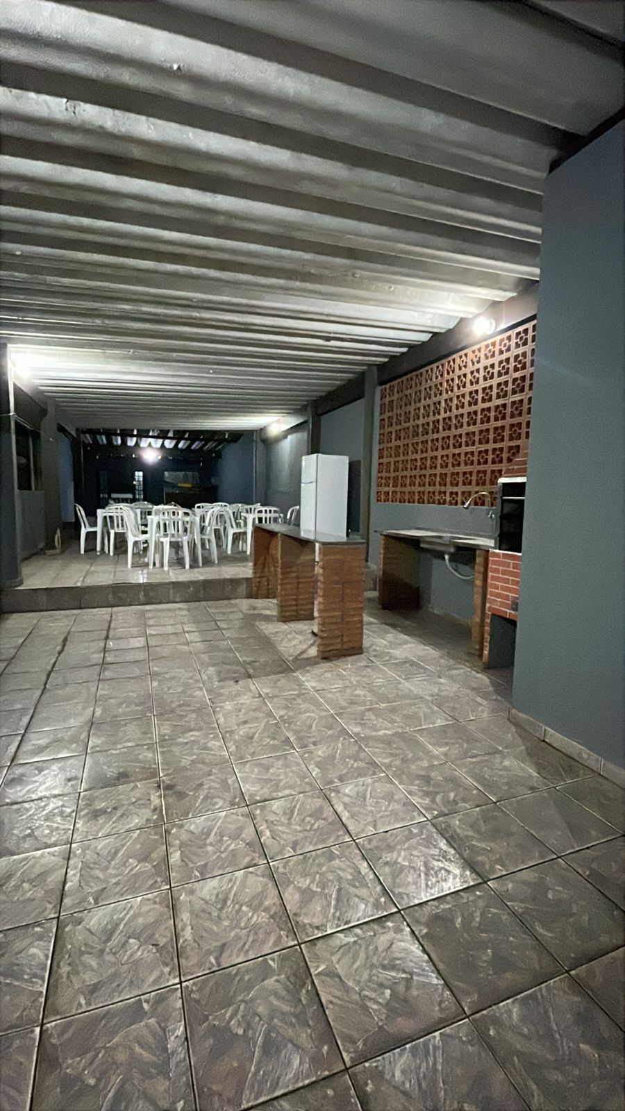 ALUGA-SE EXCELENTE ESPAÇO PARA FESTAS ???? NO JD ARPOADOR NA RUA Rubens Reis Rezende - SP 