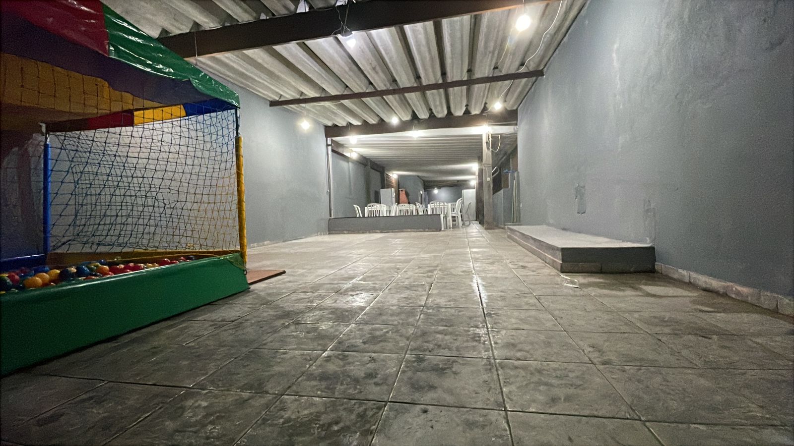 ALUGA-SE EXCELENTE ESPAÇO PARA FESTAS ???? NO JD ARPOADOR NA RUA Rubens Reis Rezende - SP 