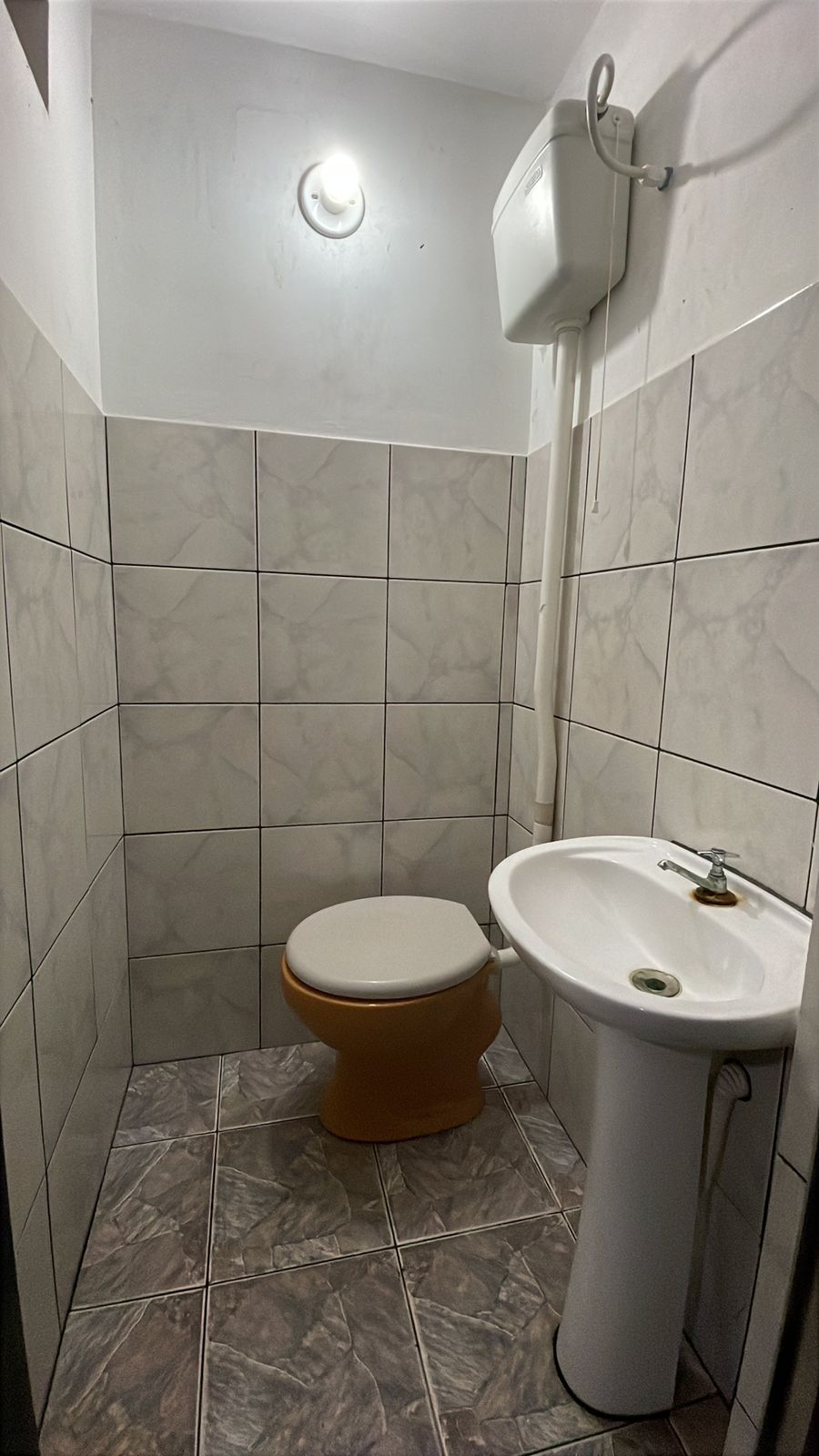 ALUGA-SE EXCELENTE ESPAÇO PARA FESTAS ???? NO JD ARPOADOR NA RUA Rubens Reis Rezende - SP 