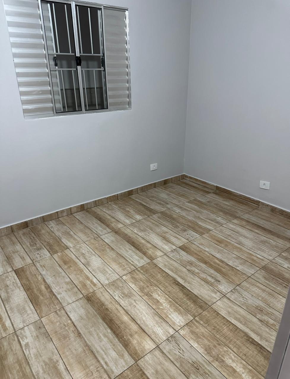 ALUGA-SE EXCELENTE CASA COM 3 CÔMODOS NO JD SANTA MARIA -  OSASCO - SP