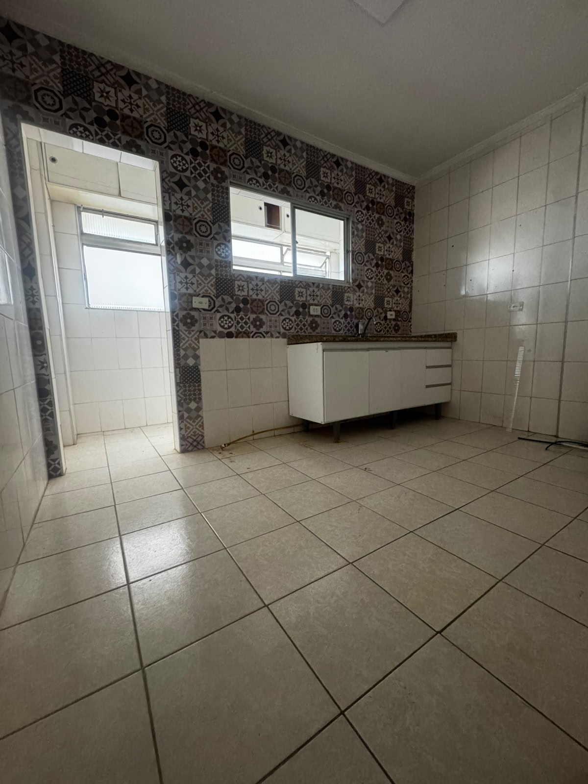  ALUGA-SE ÓTIMO APT 2 DORMITÓRIOS COM 70M NA AVENIDA FLORA - JD JAGUARIBE - OSASCO 