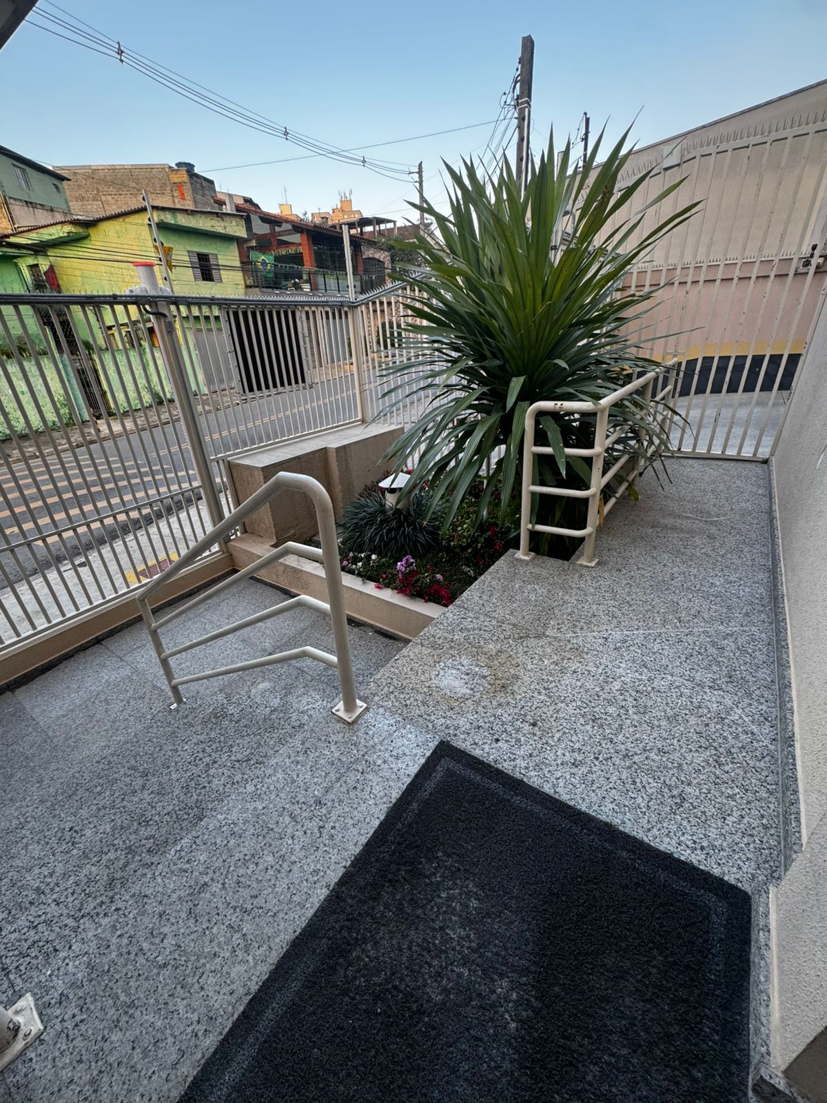 ALUGA-SE LINDO APT 2 DORMITÓRIOS TODO MOBILIADO NO BAIRRO JAGUARIBE - OSASCO 