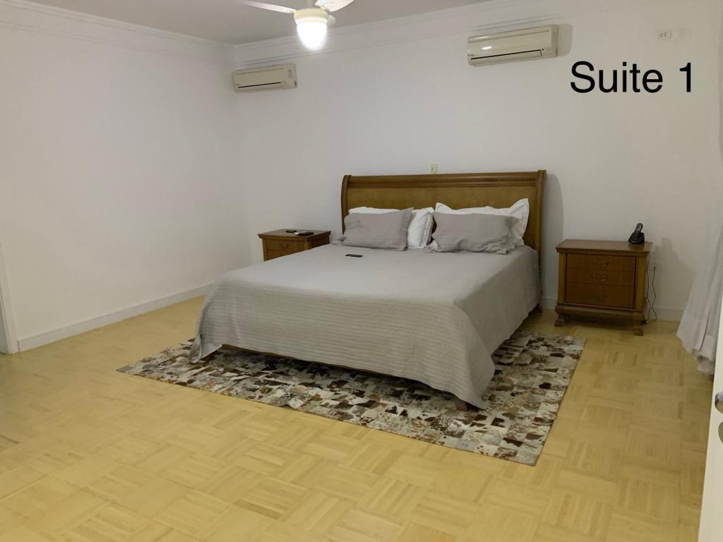 VENDO LINDA CASA COM 4 SUÍTES NO PARQUE DOS PRÍNCIPES SÃO PAULO.