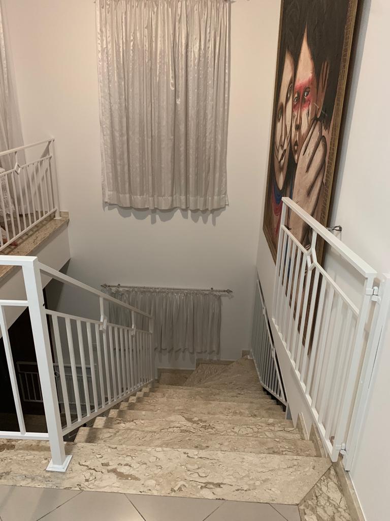 VENDO LINDA CASA COM 4 SUÍTES NO PARQUE DOS PRÍNCIPES SÃO PAULO.