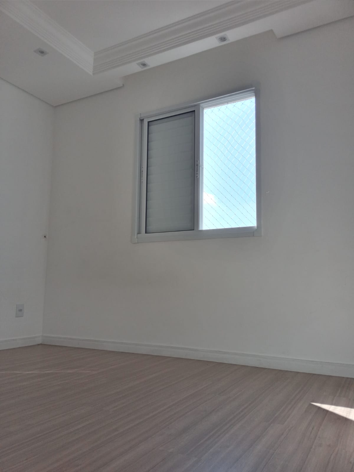 ALUGA-SE EXCELENTE APT 2 DORMITÓRIOS NO JD SÃO PEDRO - OSASCO-SP