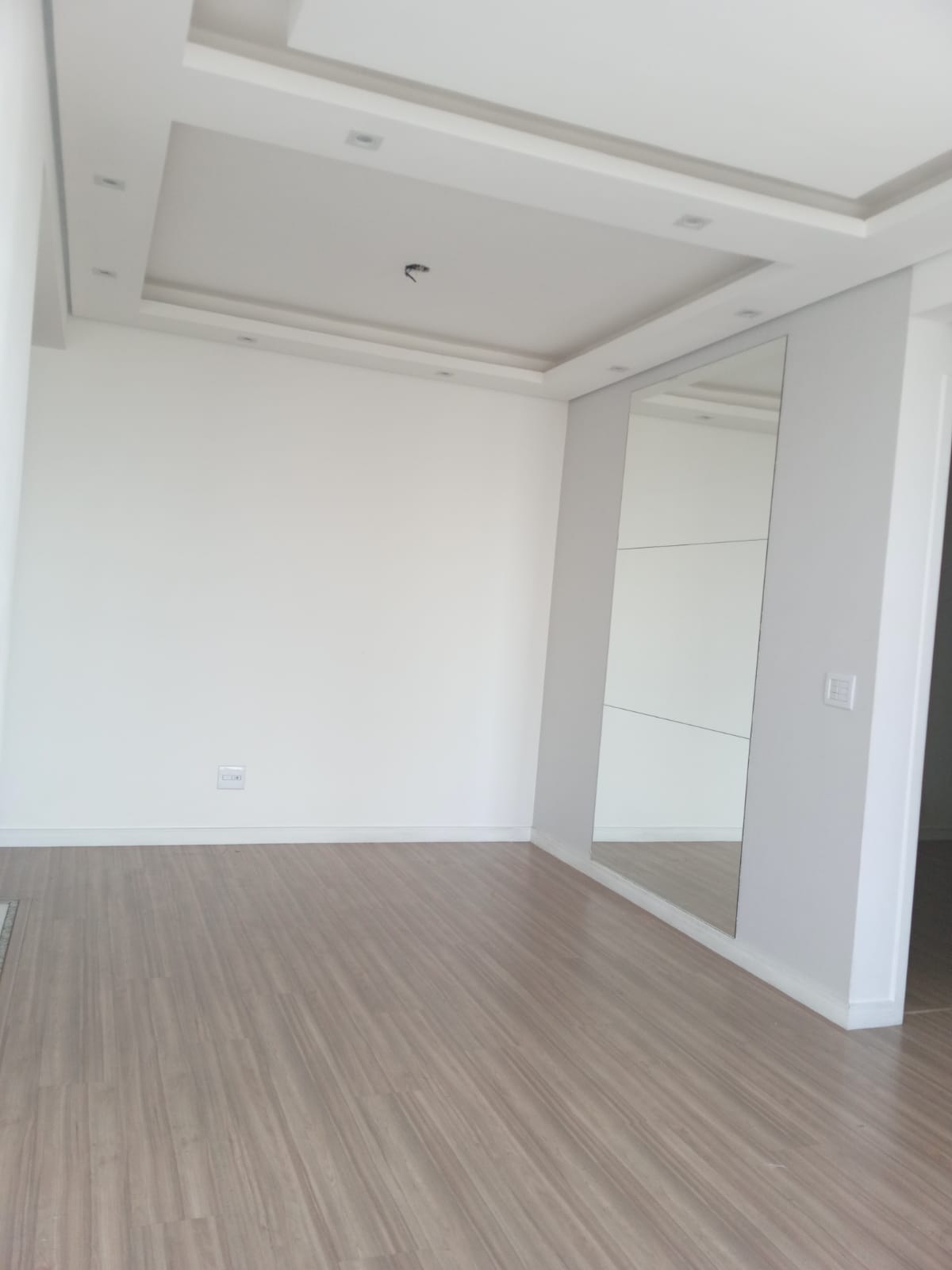 ALUGA-SE EXCELENTE APT 2 DORMITÓRIOS NO JD SÃO PEDRO - OSASCO-SP