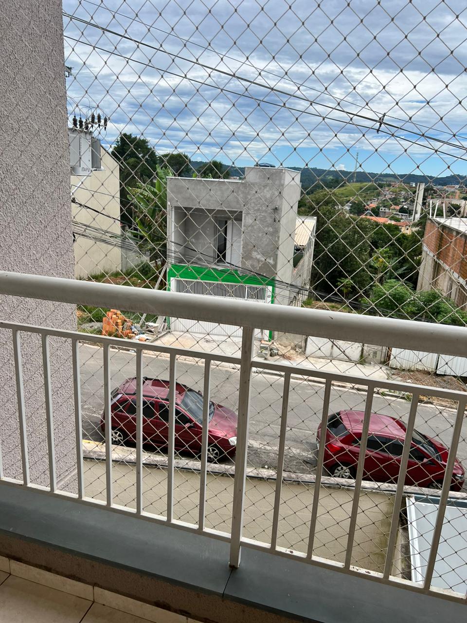 ALUGA-SE LINDO APARTAMENTO EM COTIA PROXIMO AO CENTRO COM 2 DORMITORIOS LINDOS