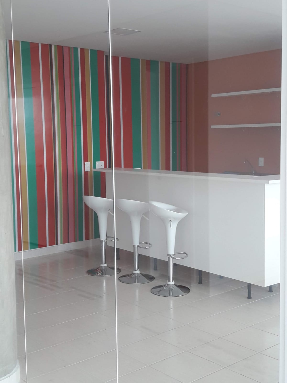 ALUGA-SE LINDO APT 2 DORMITÓRIOS NO JD SÃO PEDRO
